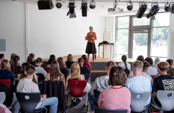 {{brizy_dc_image_alt entityId=